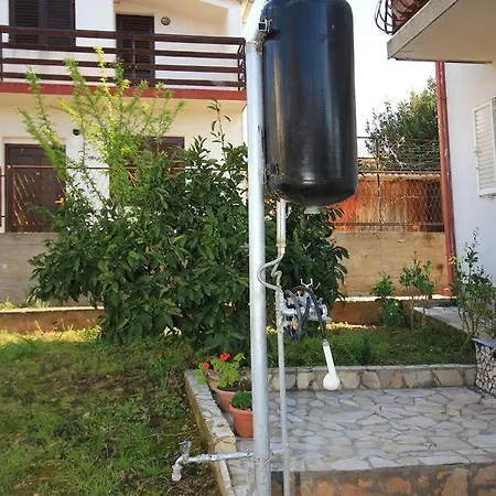 10002b Daire Rogoznica (Sibenik-Knin)